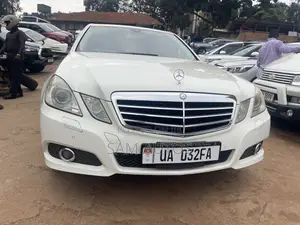 Mercedes-Benz E300 2010 White
