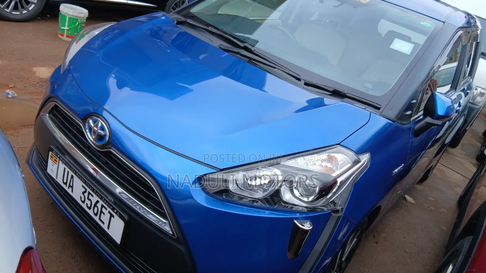 Toyota Sienta 2016 Blue