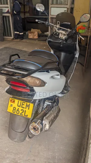 Motorcycle 2018 White