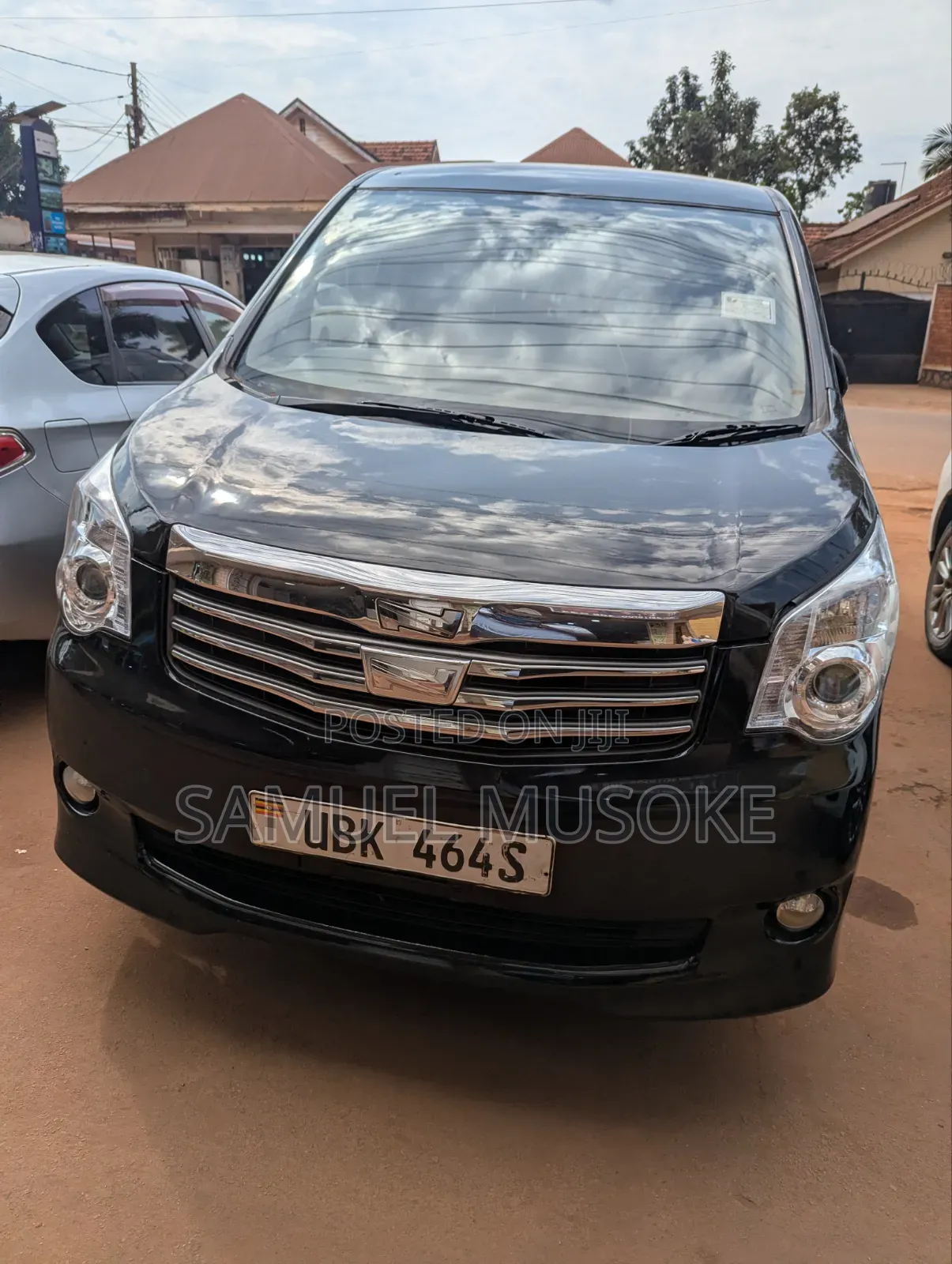 Toyota Noah 2011 Black
