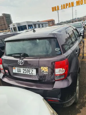 Toyota IST 2012 Maroon