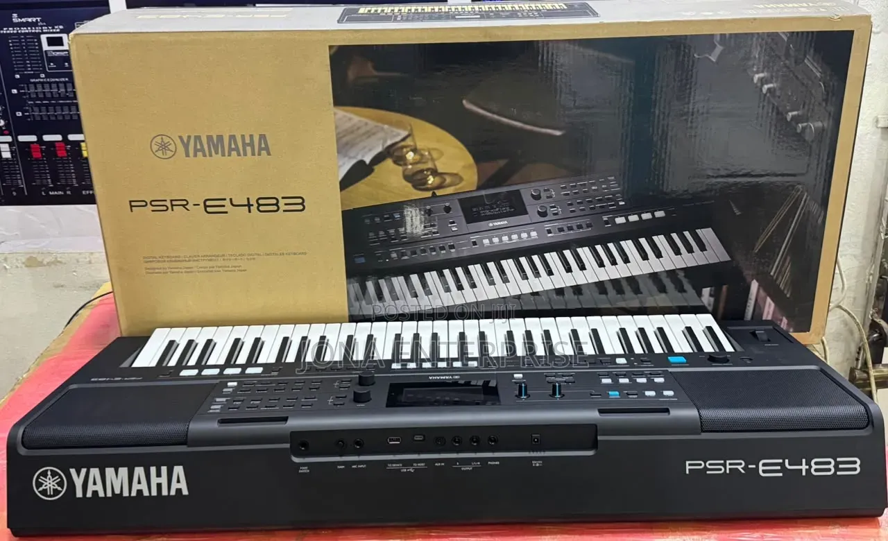 Yamaha
PSR 483 Keyboard