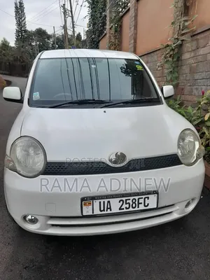 Toyota Sienta 2008 White
