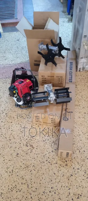 4 Stroke Multi Functional Weeder and Tiller Machine
