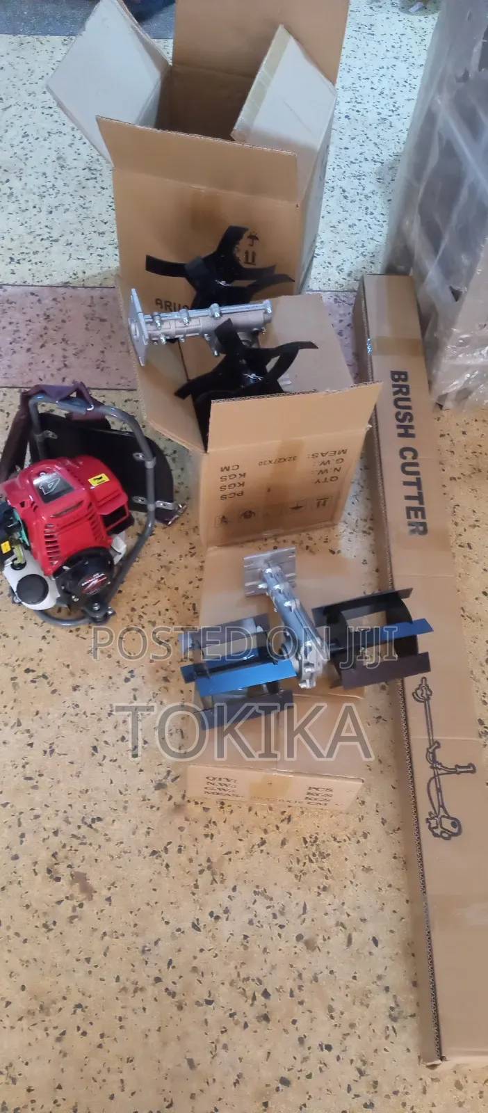 4 Stroke Multi Functional Weeder and Tiller Machine
