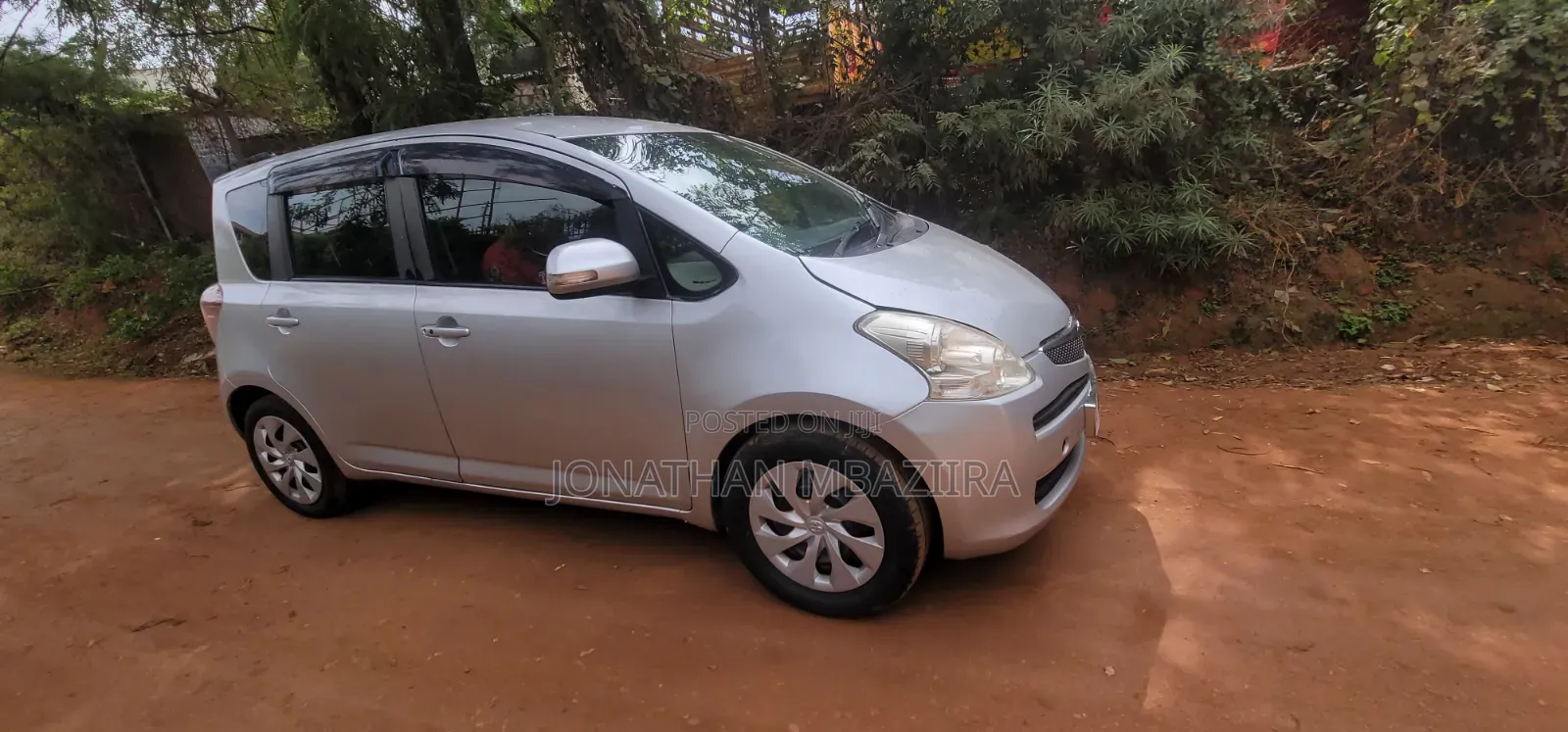 Toyota Ractis 2007 Silver