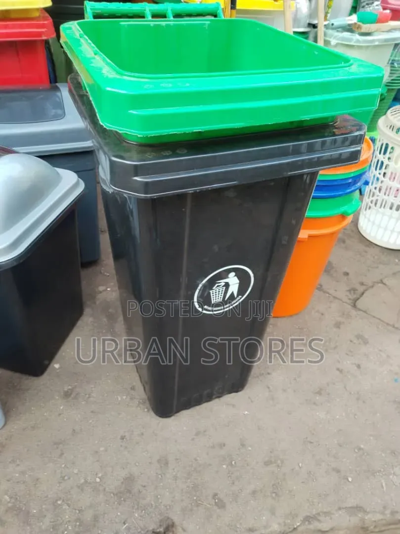 Plastic Waste Bin Dust Bin 120ltrs
