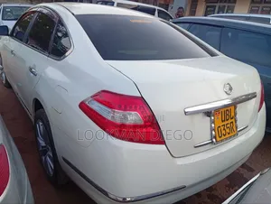 Nissan Teana 2010 White