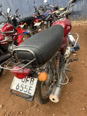 Bajaj Boxer 100 2022 Red