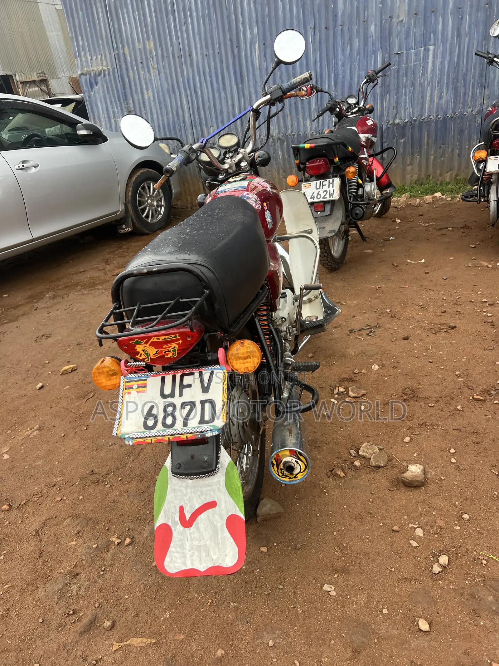 Bajaj Boxer 100 2023 Red