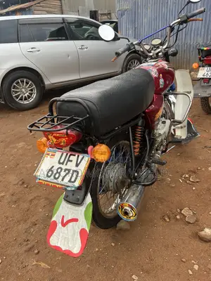 Bajaj Boxer 100 2023 Red