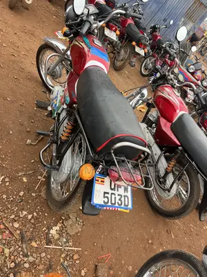 Bajaj Boxer 100 2023 Red