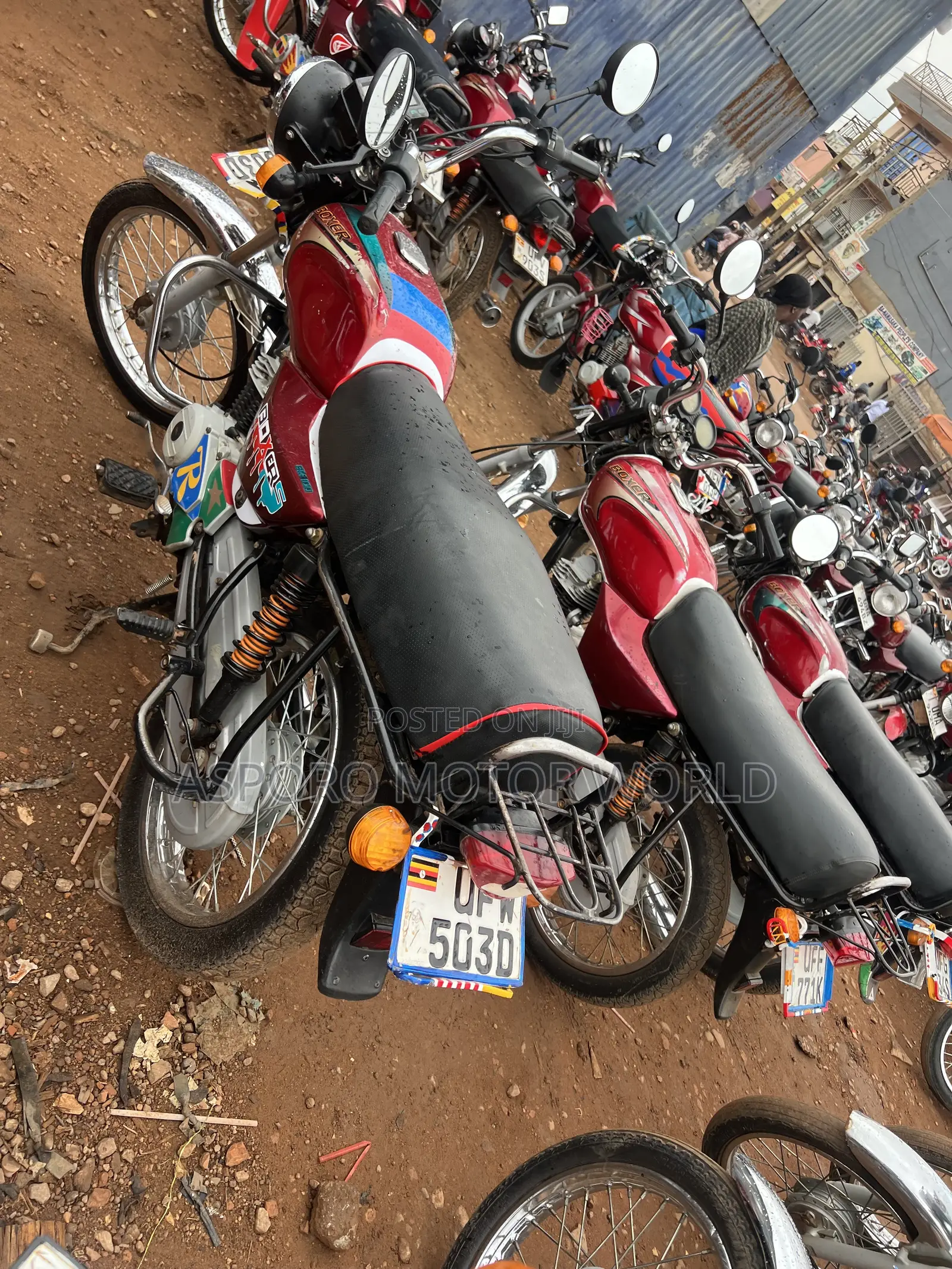Bajaj Boxer 100 2023 Red