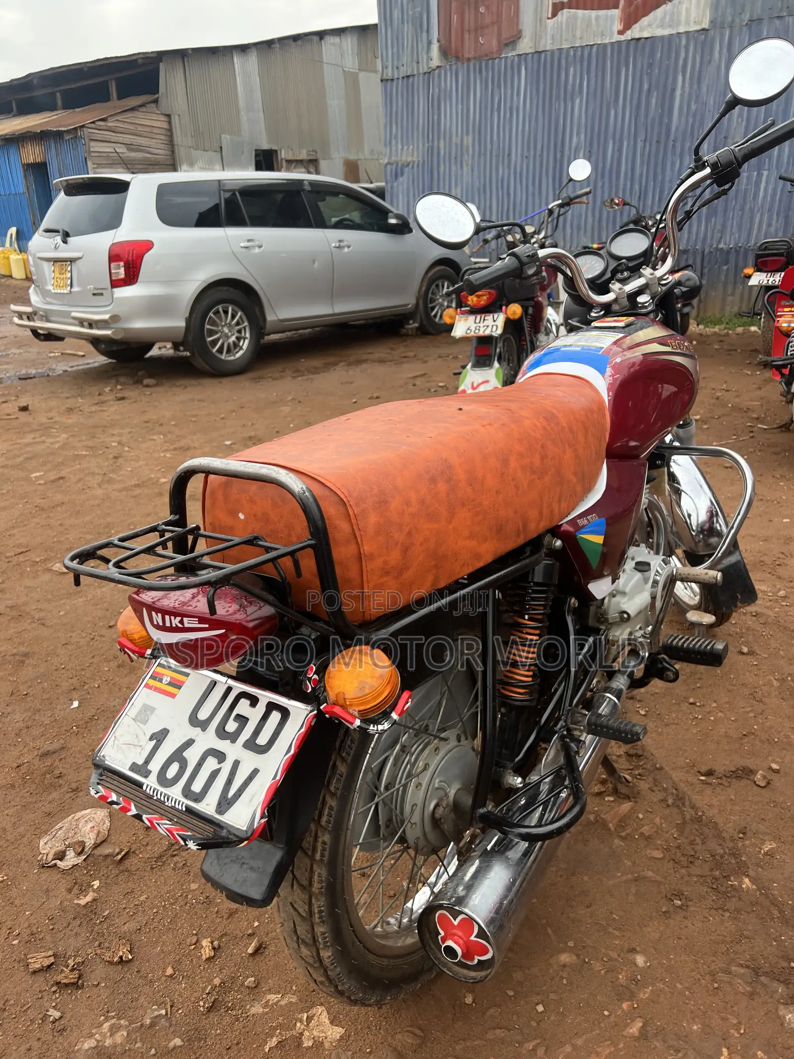 Bajaj Boxer 100 2024 Red