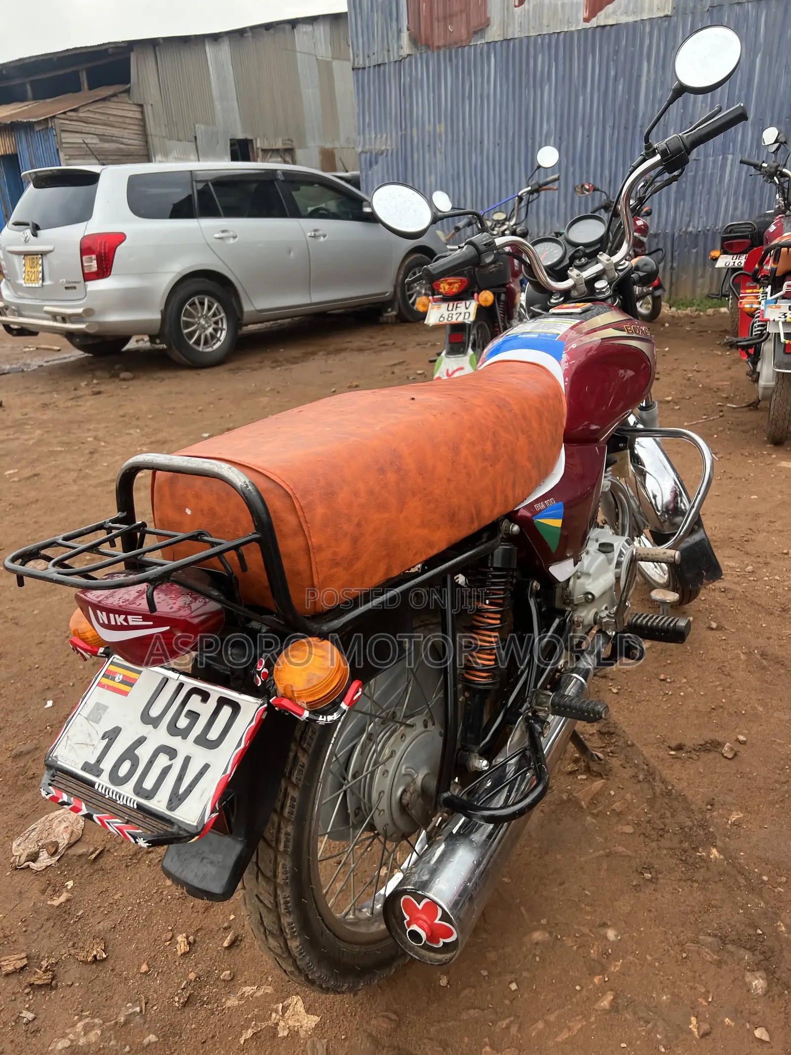 Bajaj Boxer 100 2024 Red