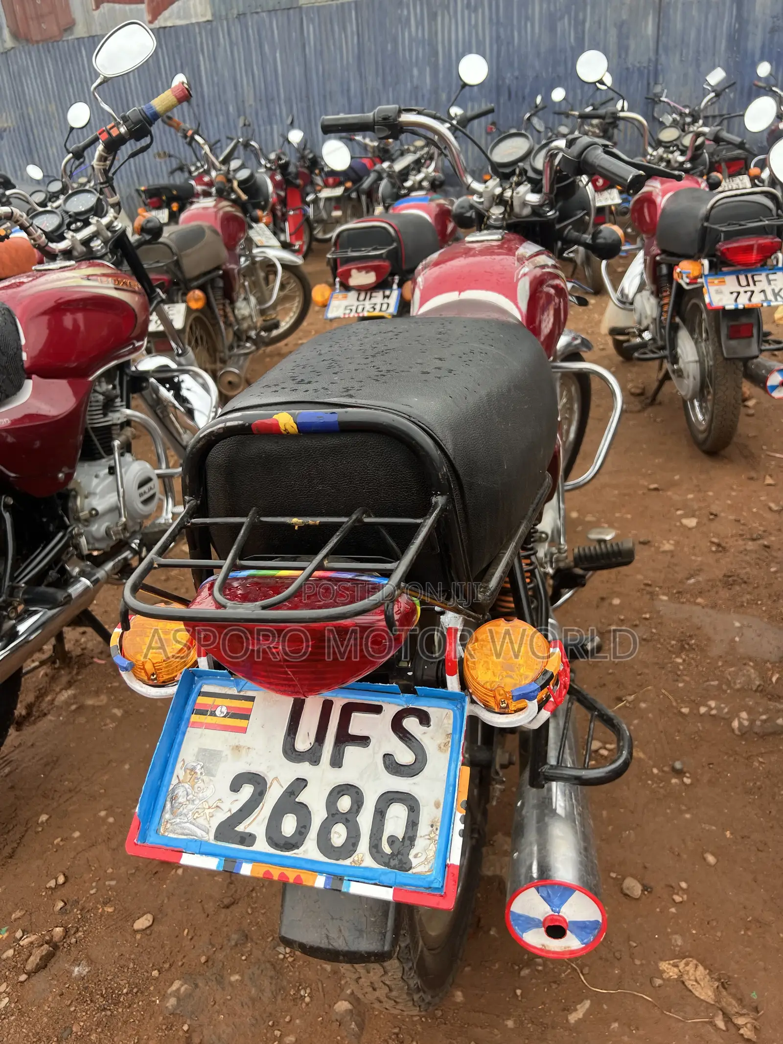 Bajaj Boxer 100 2023 Red
