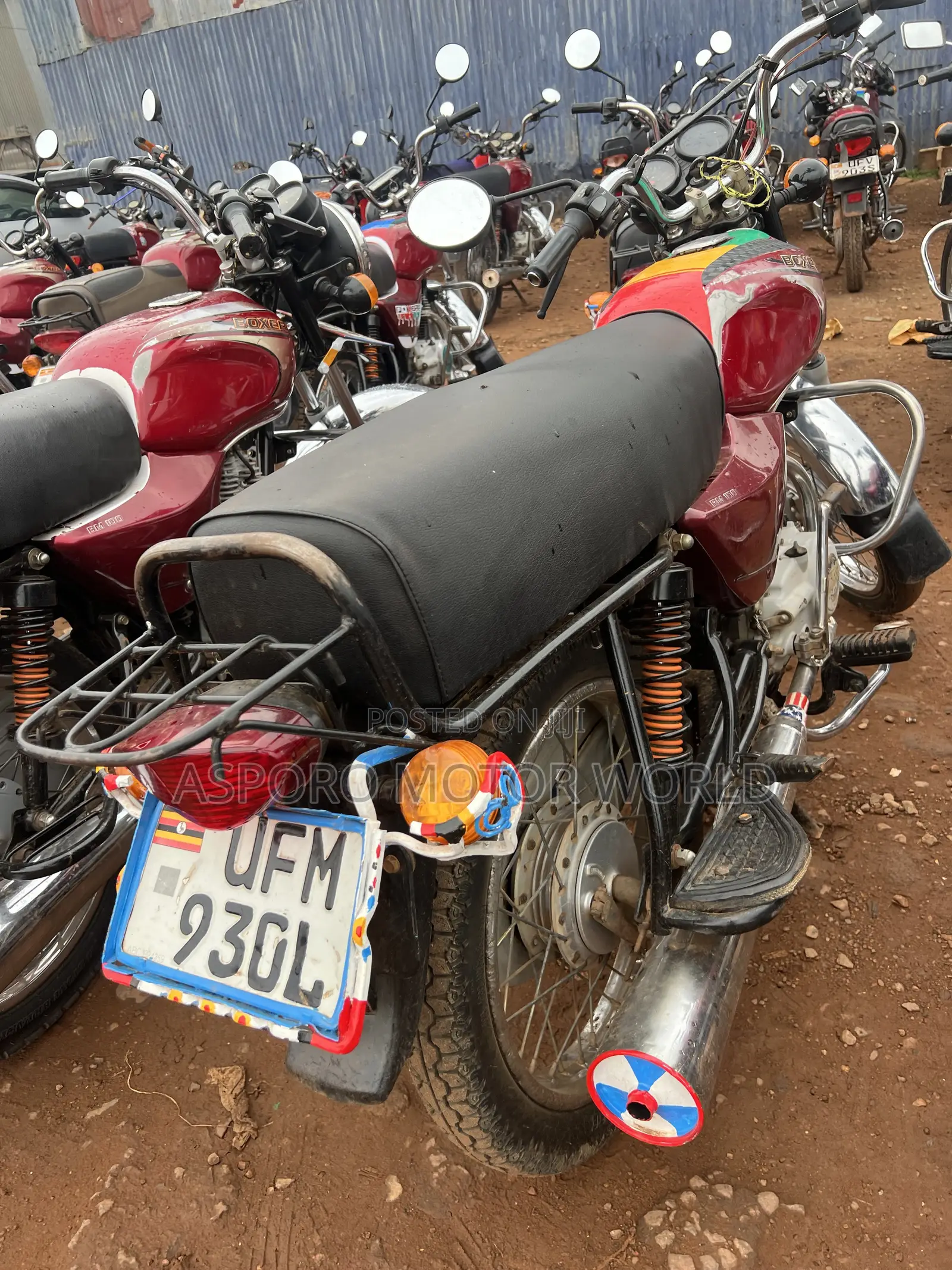 Bajaj Boxer 100 2023 Red