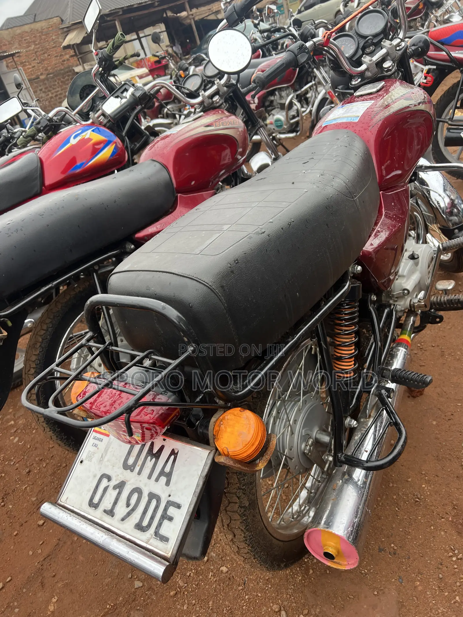 Bajaj Boxer 100 2025 Red