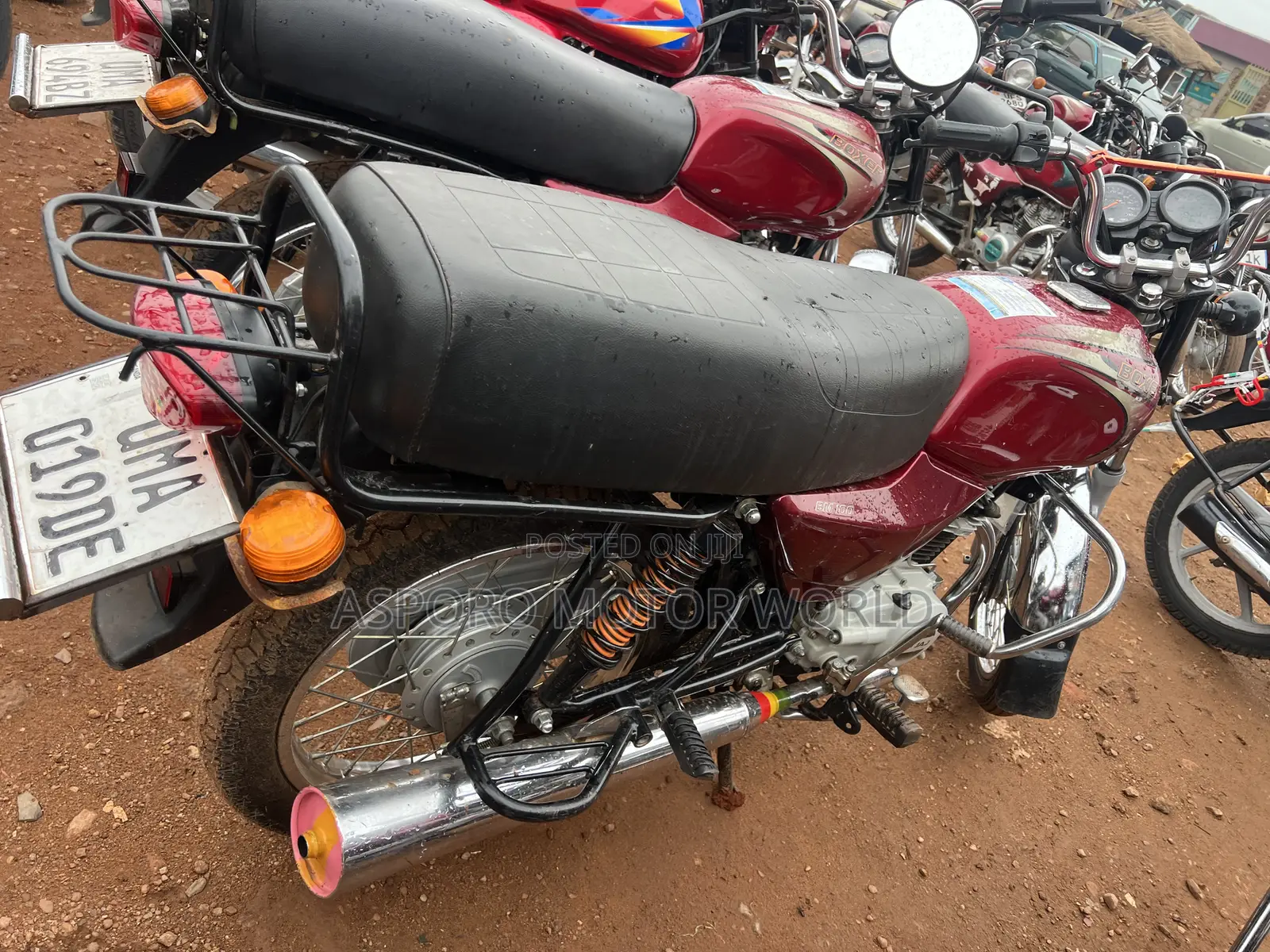 Bajaj Boxer 100 2025 Red