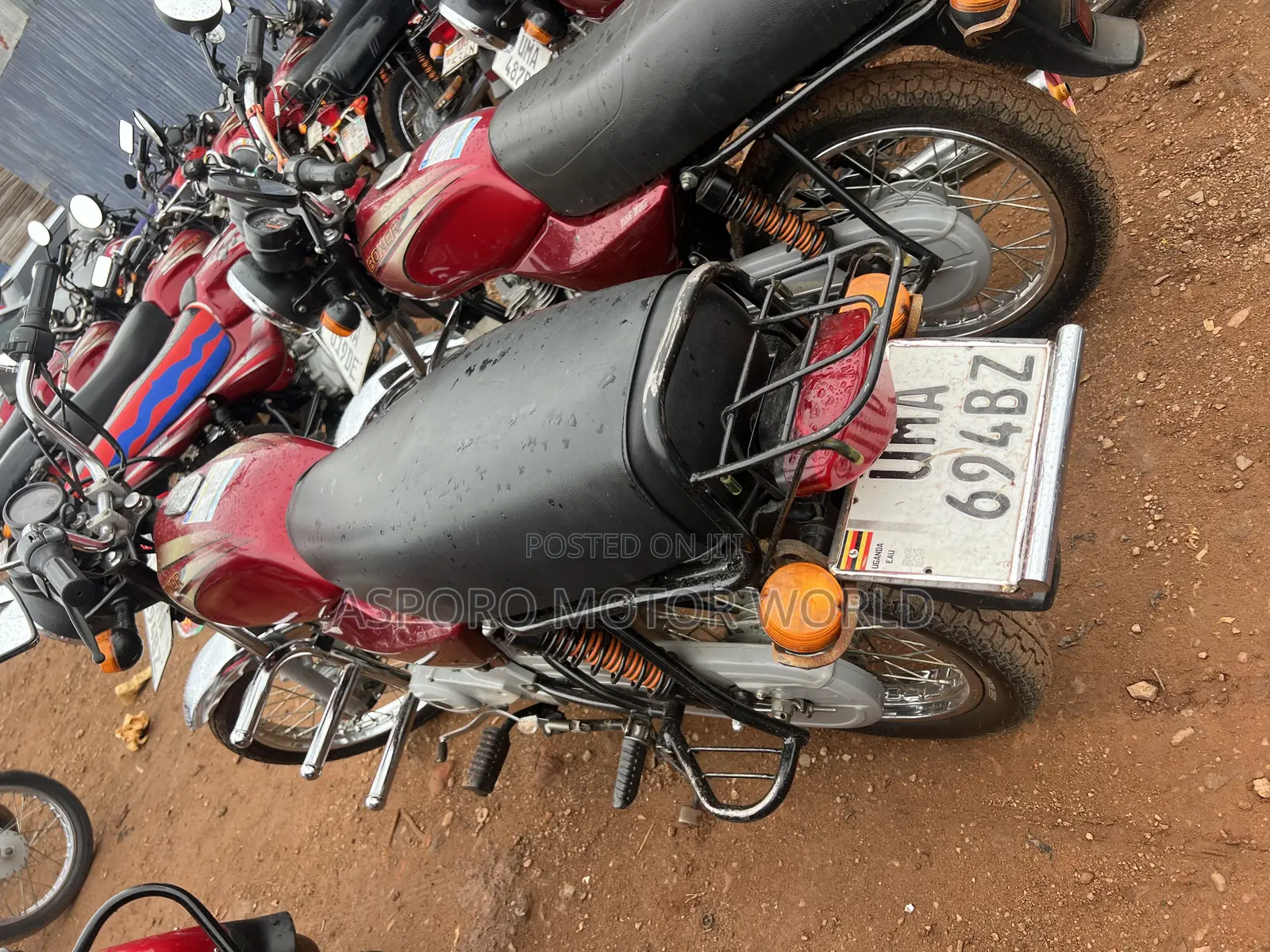 Bajaj Boxer 100 2025 Red