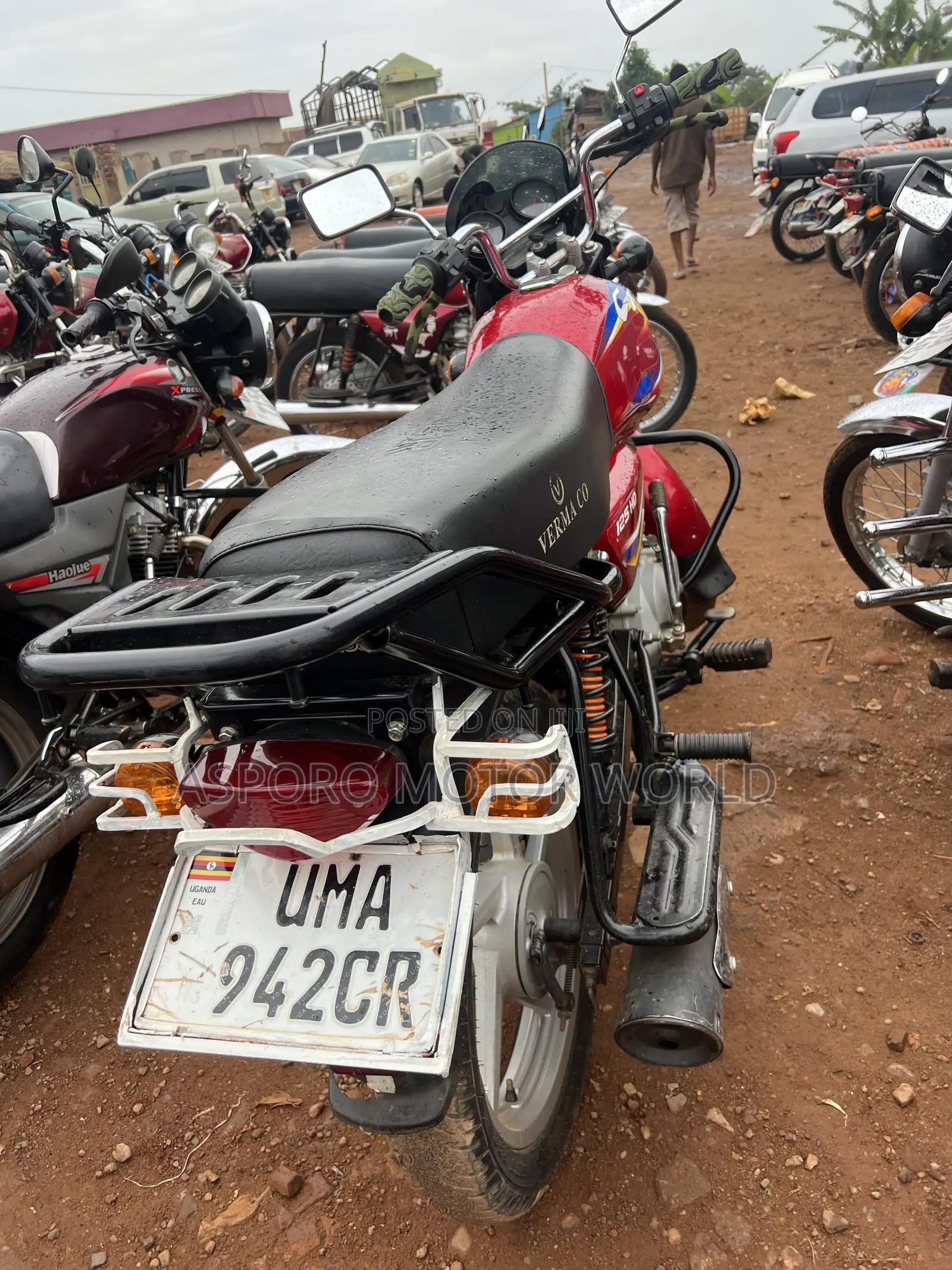 Bajaj CT 125X 2025 Red