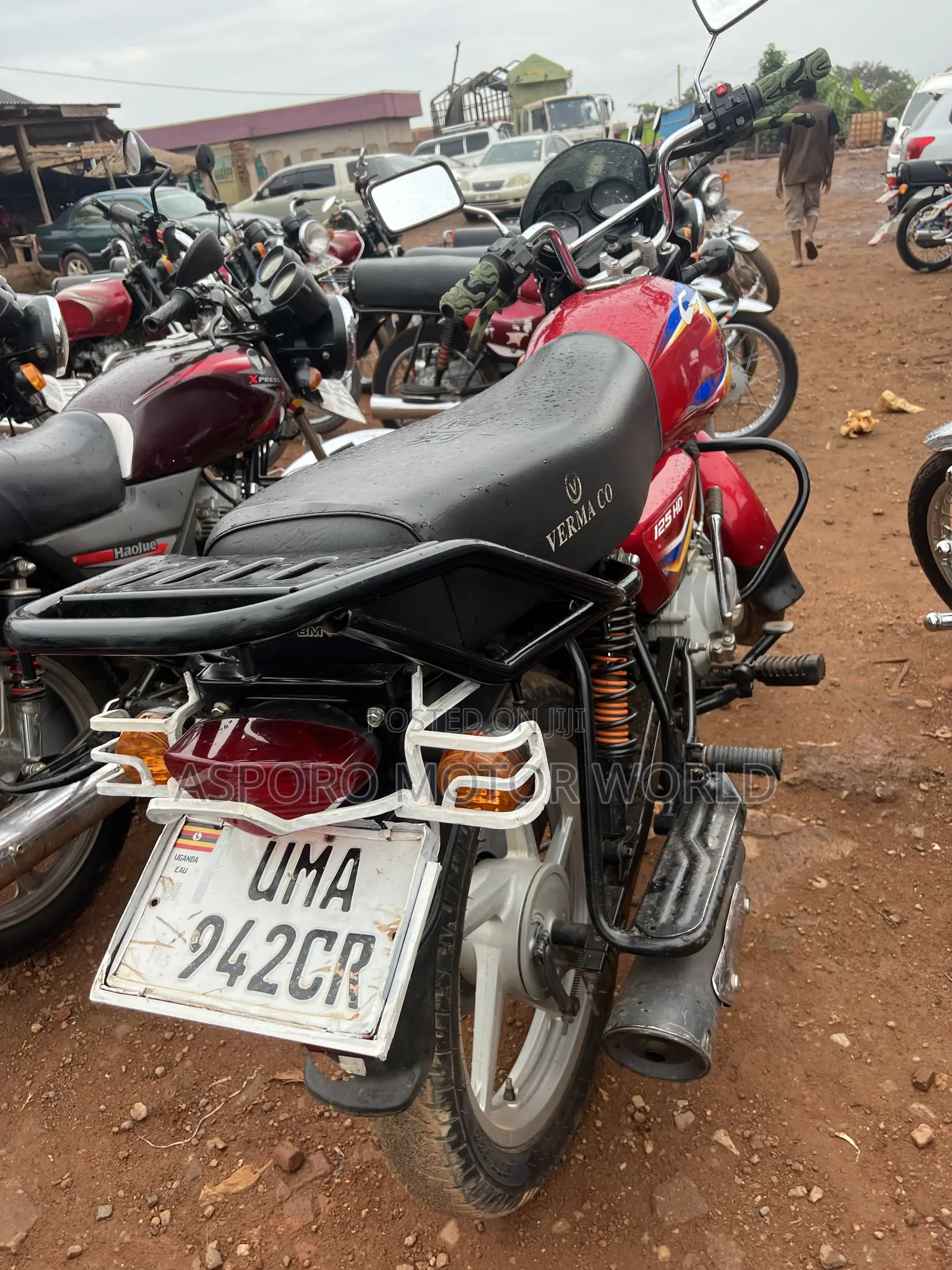 Bajaj CT 125X 2025 Red