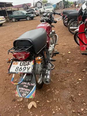 Bajaj Boxer 100 2024 Red