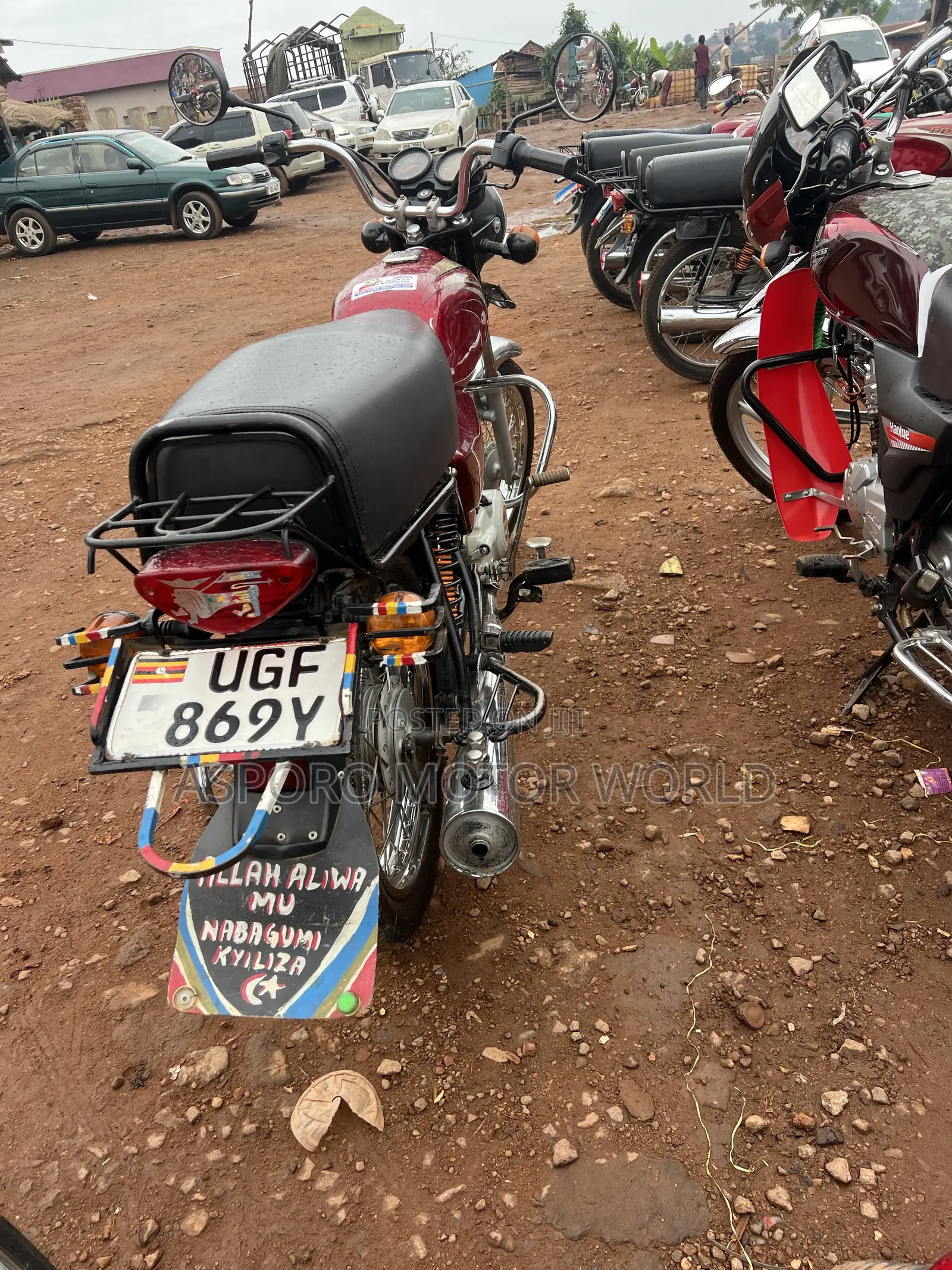 Bajaj Boxer 100 2024 Red
