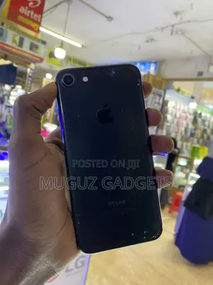 Apple iPhone 7 128 GB Black