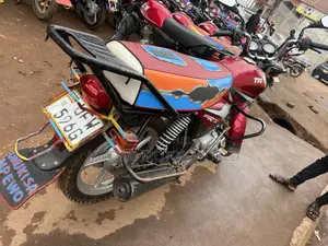 TVS HLX 125 2023 Red