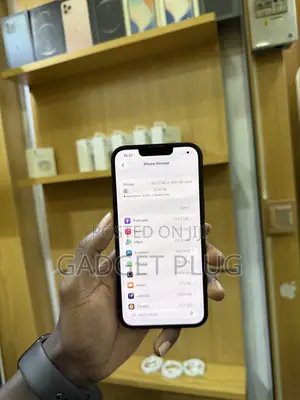 Apple iPhone 13 256 GB Black
