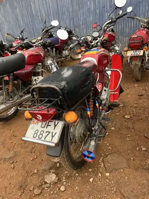 Bajaj Boxer 100 2023 Red