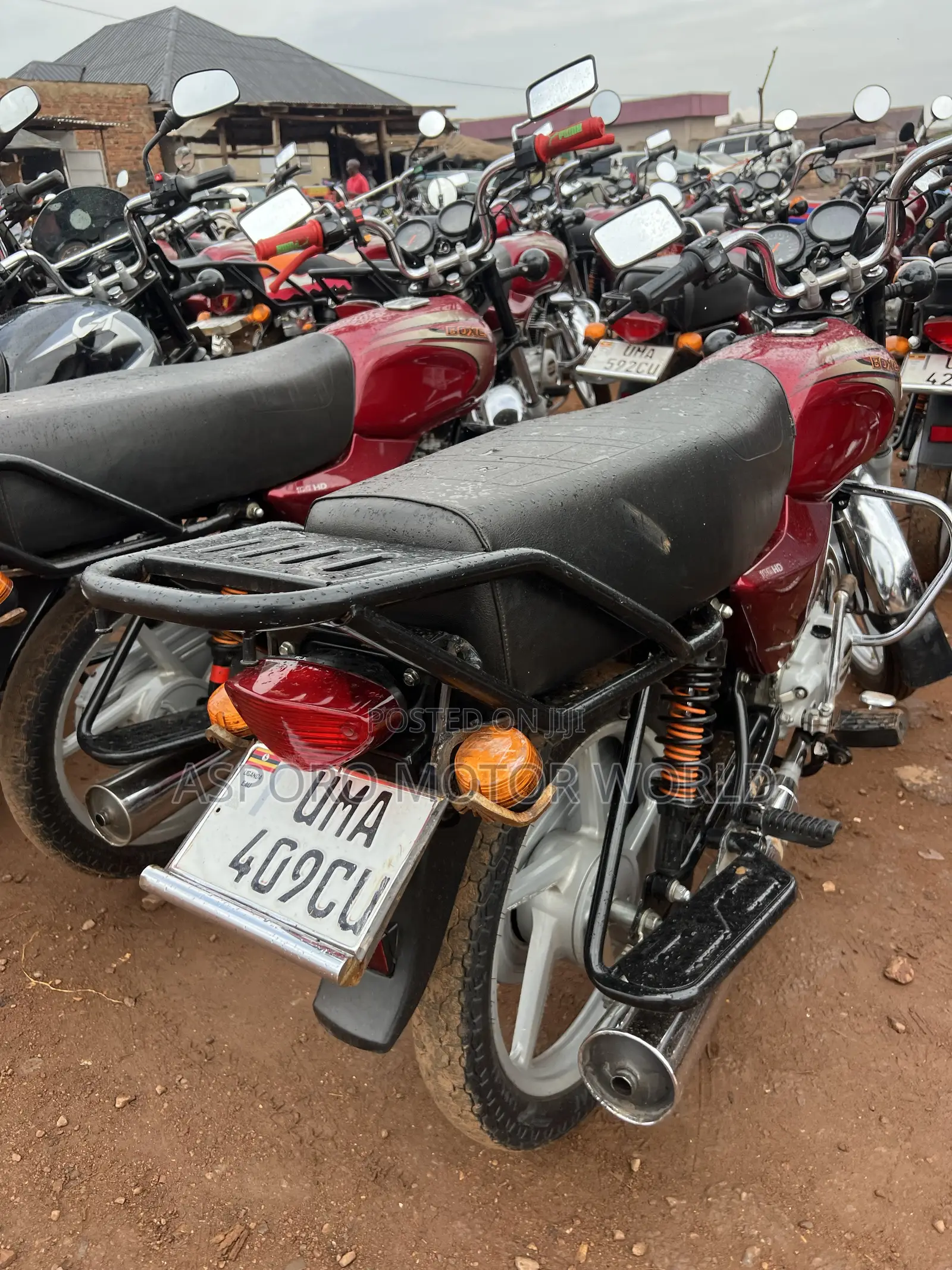 Bajaj Boxer 100 2026 Red