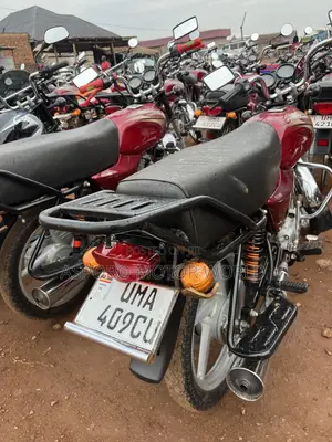Bajaj Boxer 100 2026 Red