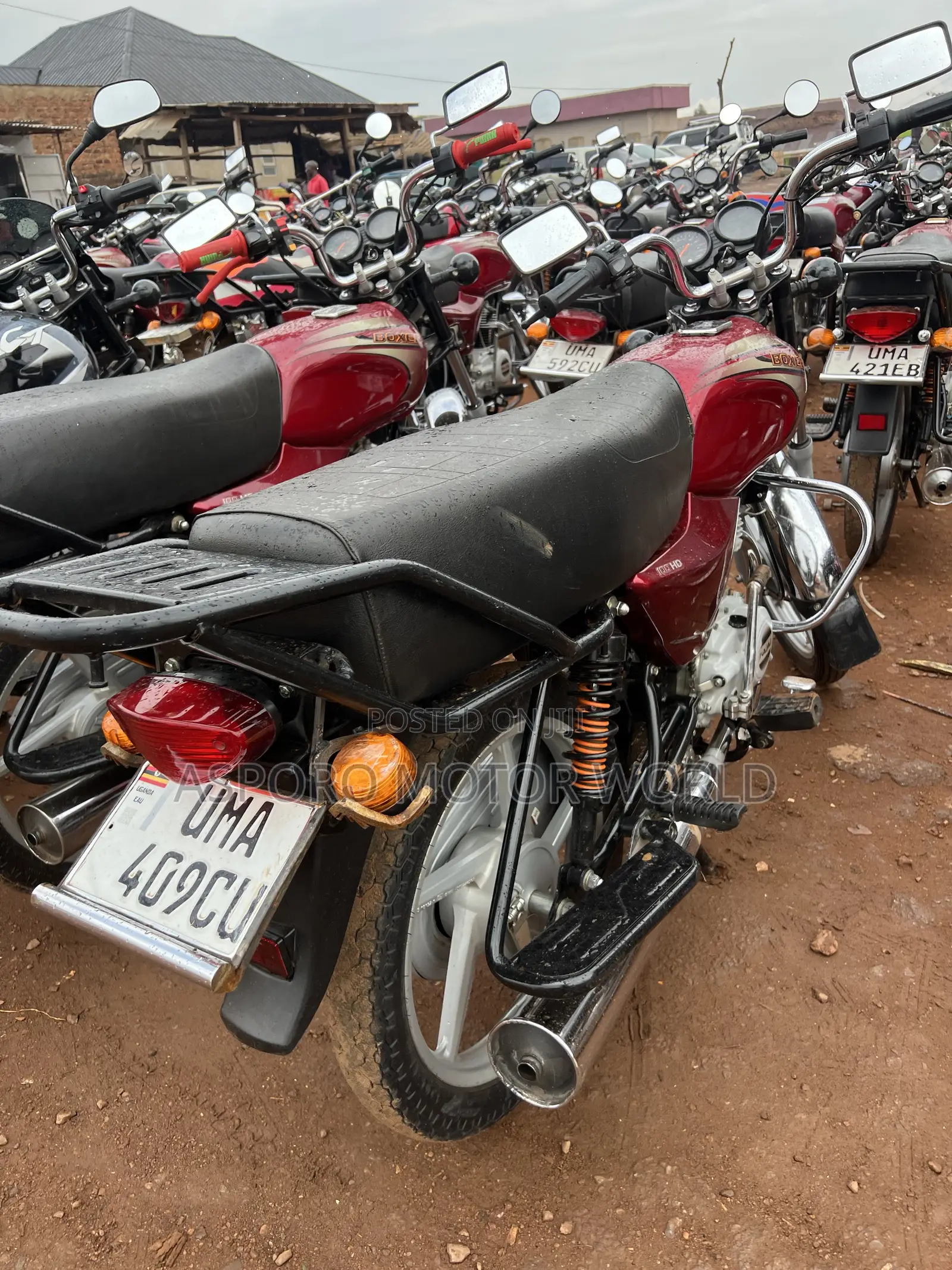 Bajaj Boxer 100 2026 Red