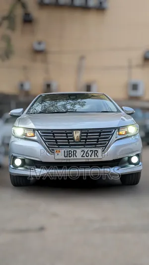 Toyota Premio 2016 Silver