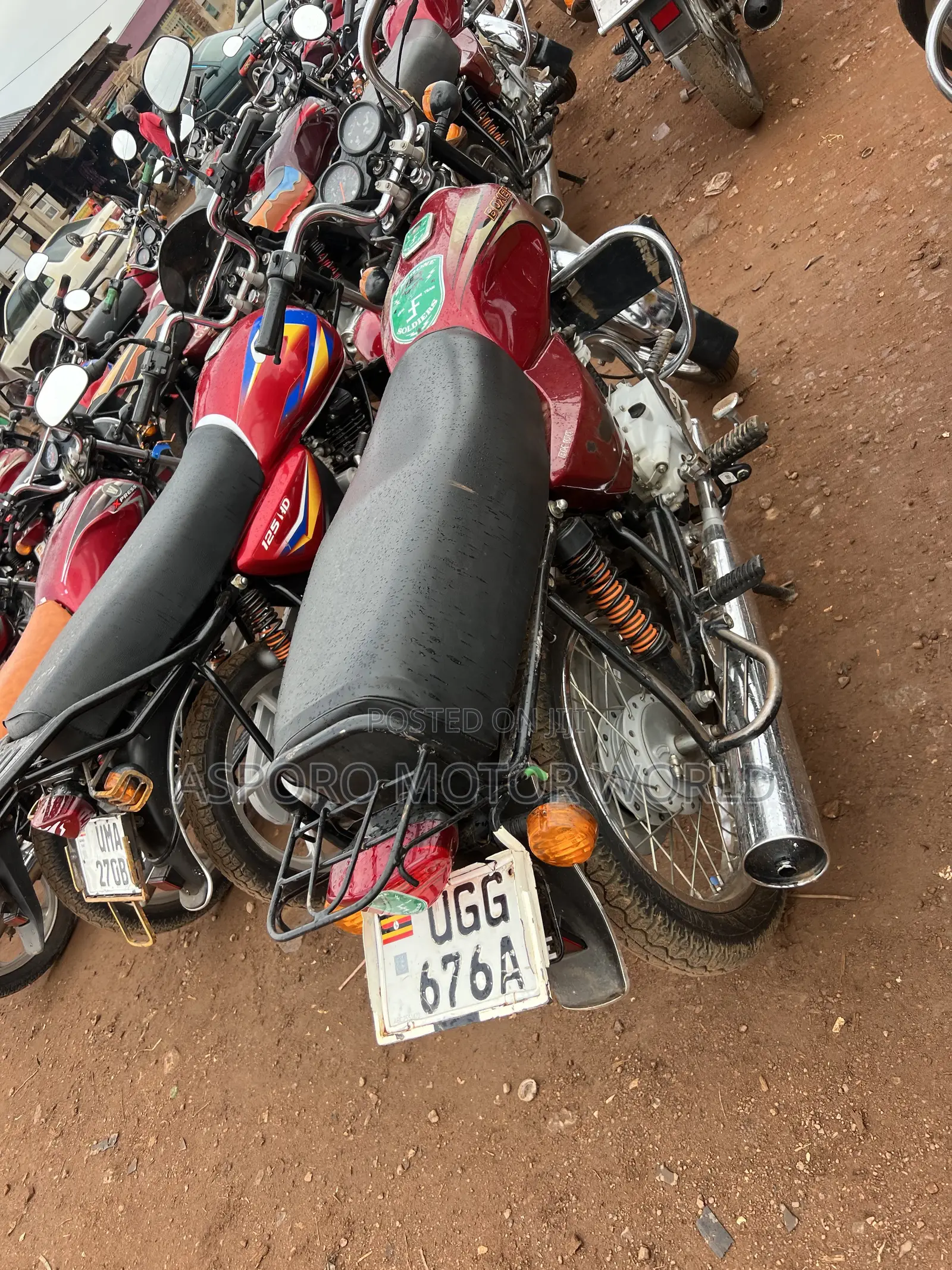 Bajaj Boxer 100 2024 Red
