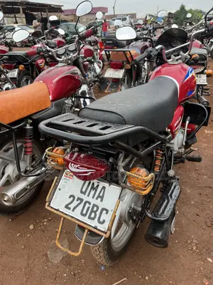 Bajaj CT 125X 2025 Red