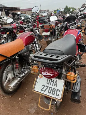 Bajaj CT 125X 2025 Red