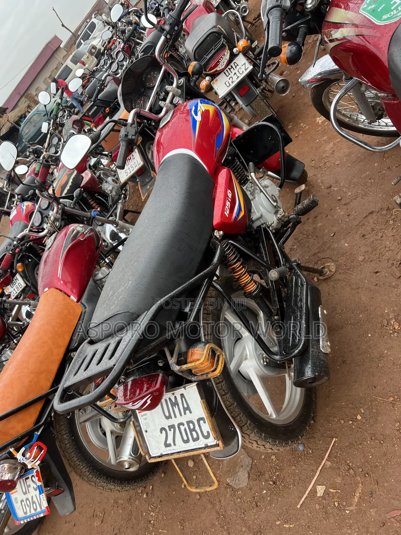 Bajaj CT 125X 2025 Red