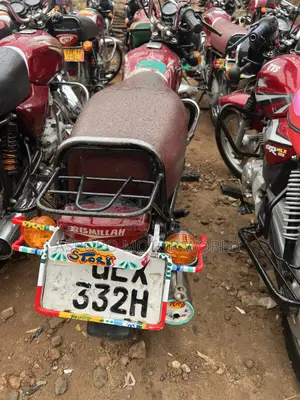Bajaj Boxer 100 2020 Red