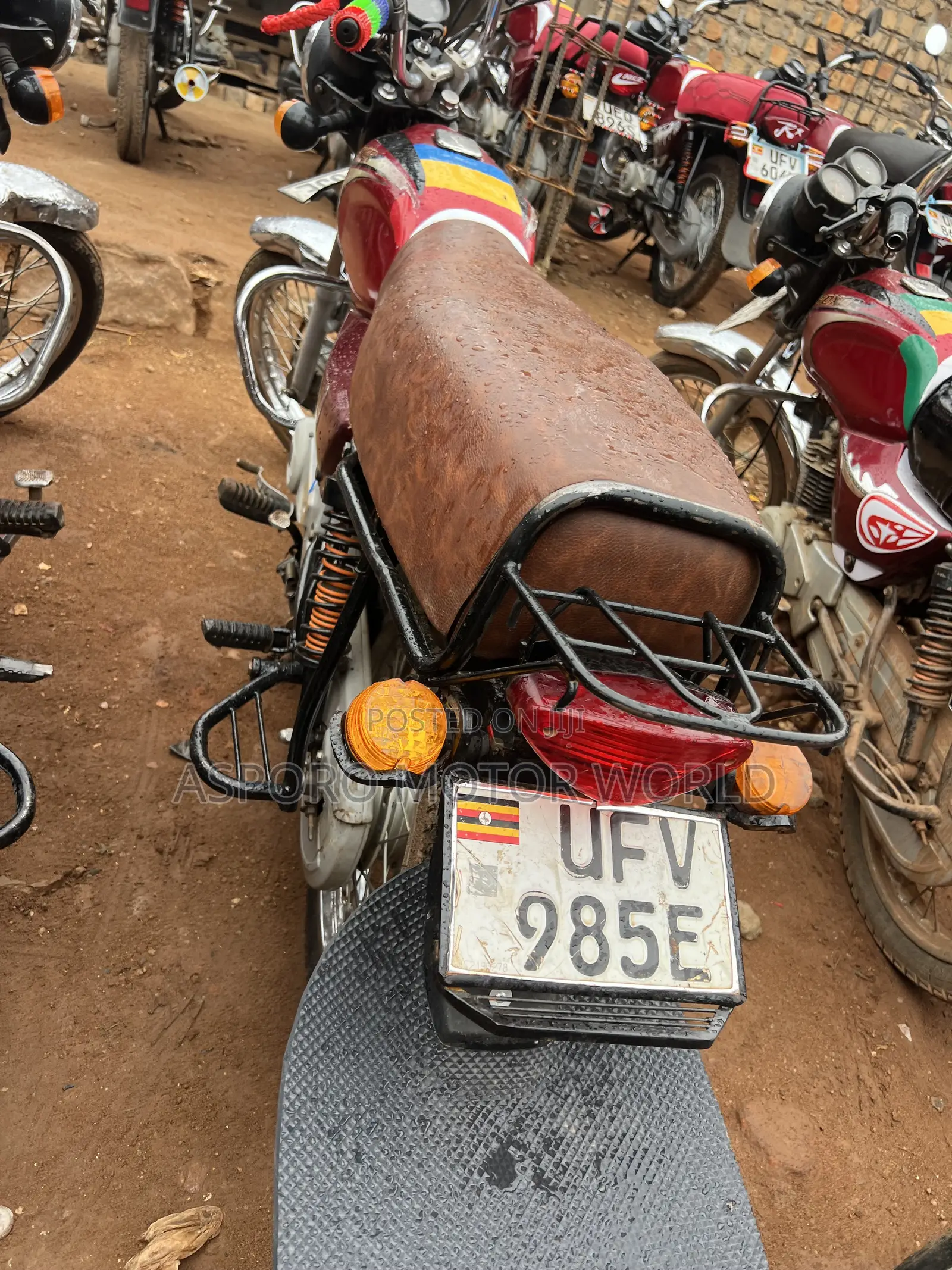 Bajaj Boxer 100 2023 Red