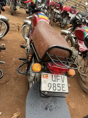 Bajaj Boxer 100 2023 Red
