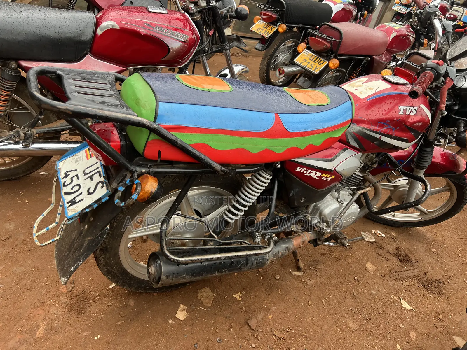 TVS HLX 125 2022 Red