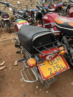 Bajaj Boxer 100 2018 Red
