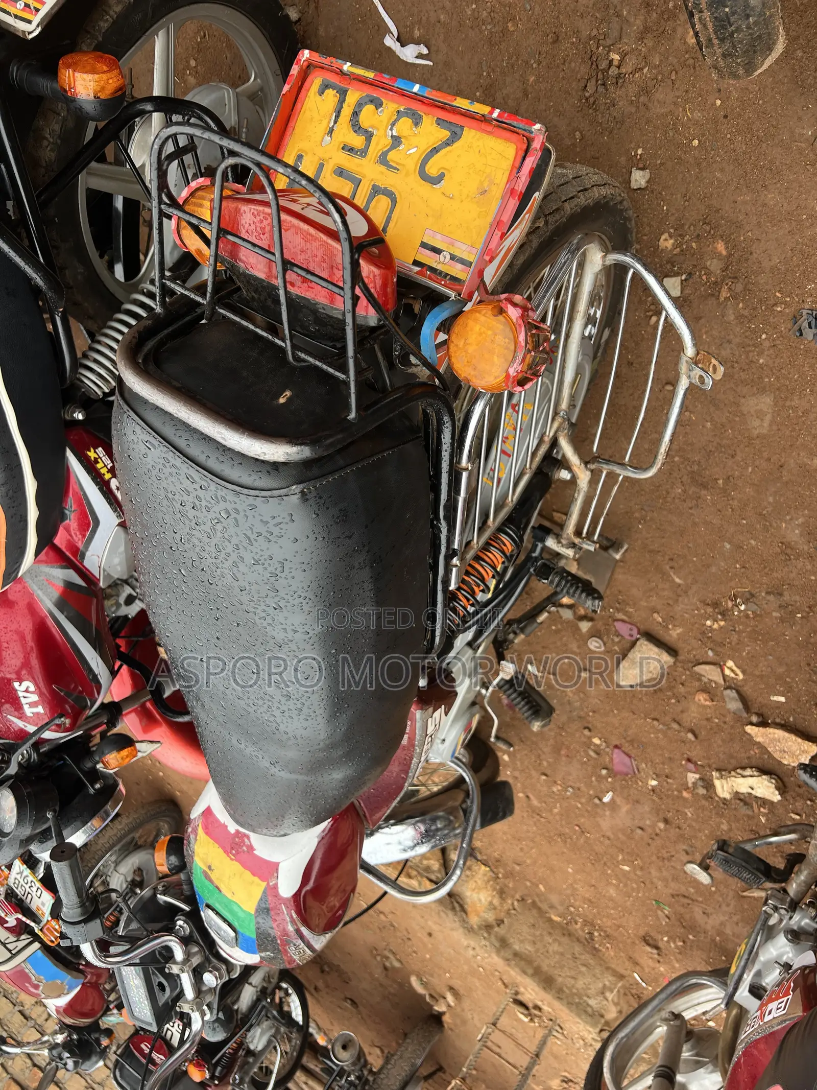 Bajaj Boxer 100 2018 Red