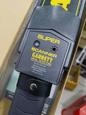 Garrett Super Scanner v Handheld Metal Detector
