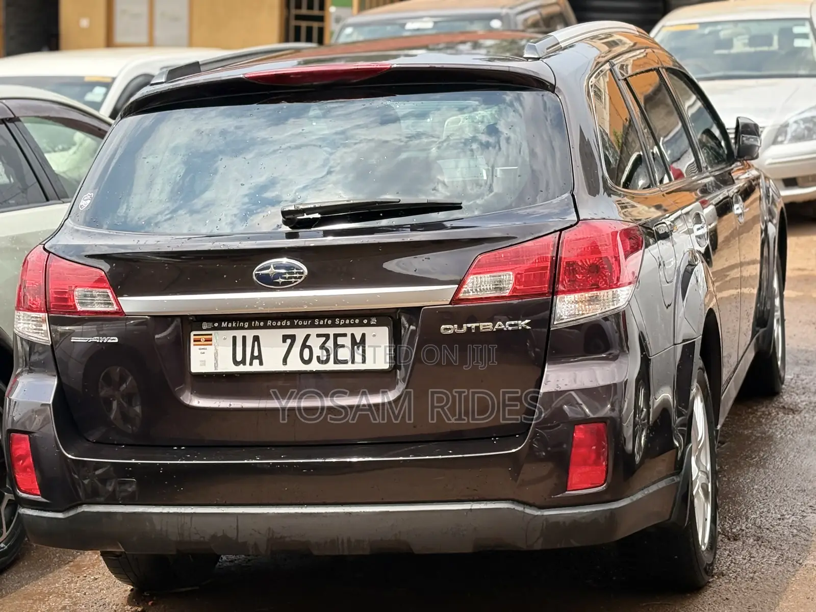 Subaru Outback 2.5i Premium CVT 2012 Black