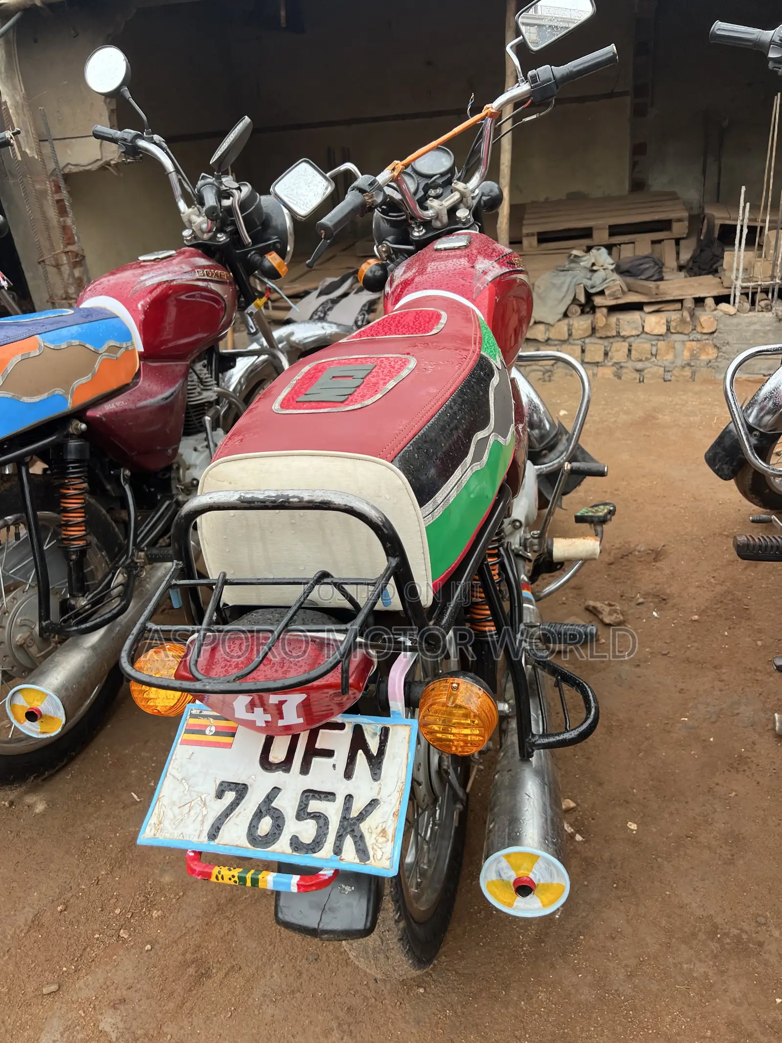 Bajaj Boxer 100 2022 Red