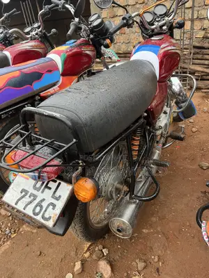 Bajaj Boxer 100 2023 Red